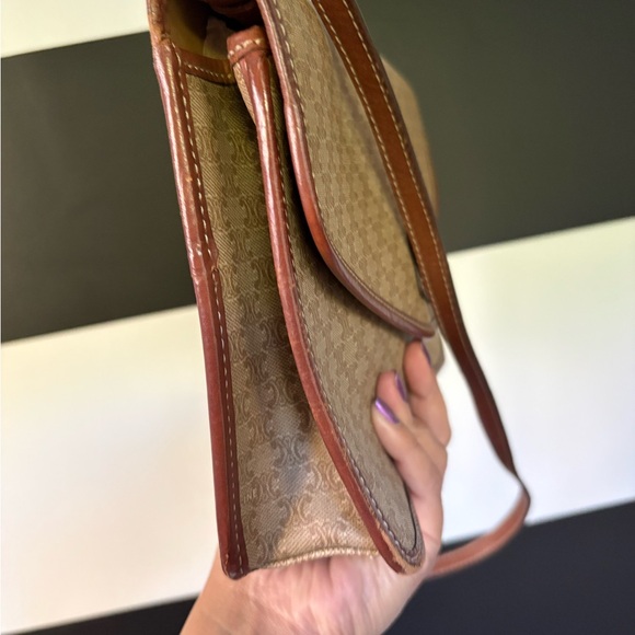 Vintage Celine Crossbody Bag - Picture 4 of 8